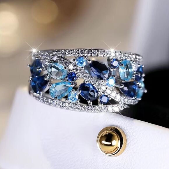 🩵 Blue Crystal Cz Diamond Wide Band  Ring 💎 - Picture 7 of 16